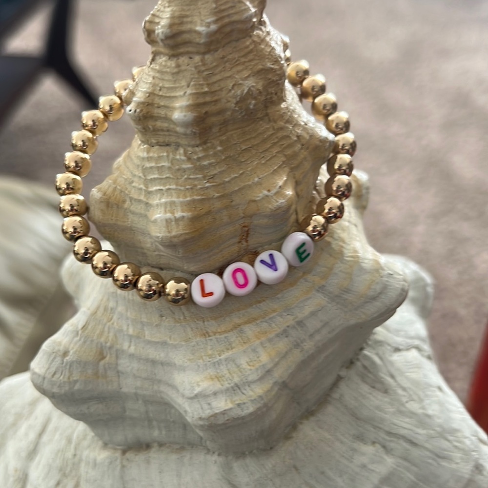 Cute Gold Ton Beaded Love Stretchy Bracelet